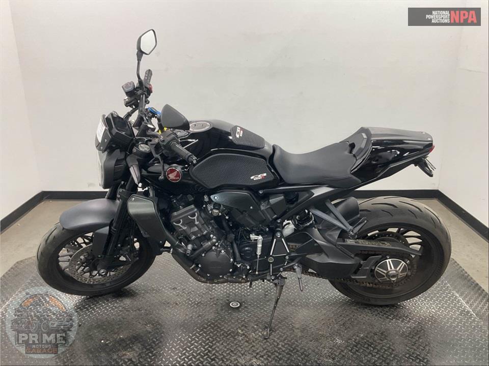 2024 Honda CB1000RA BLACK EDITION — фото 3