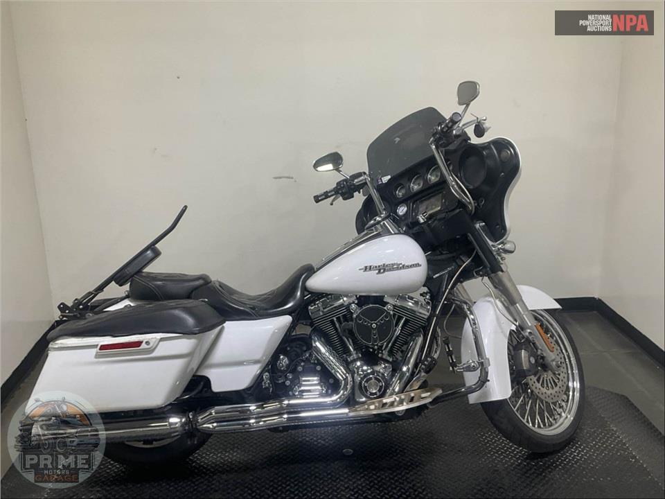 2016 Harley-Davidson FLHX STREET GLIDE — фото 1
