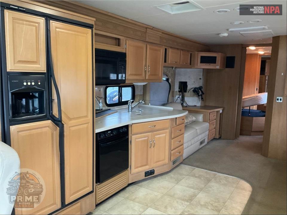 2008 Bounder M-38F FREIGHTLINER 325HP — фото 8