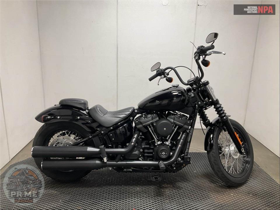2018 Harley-Davidson FXBB STREET BOB — фото 1