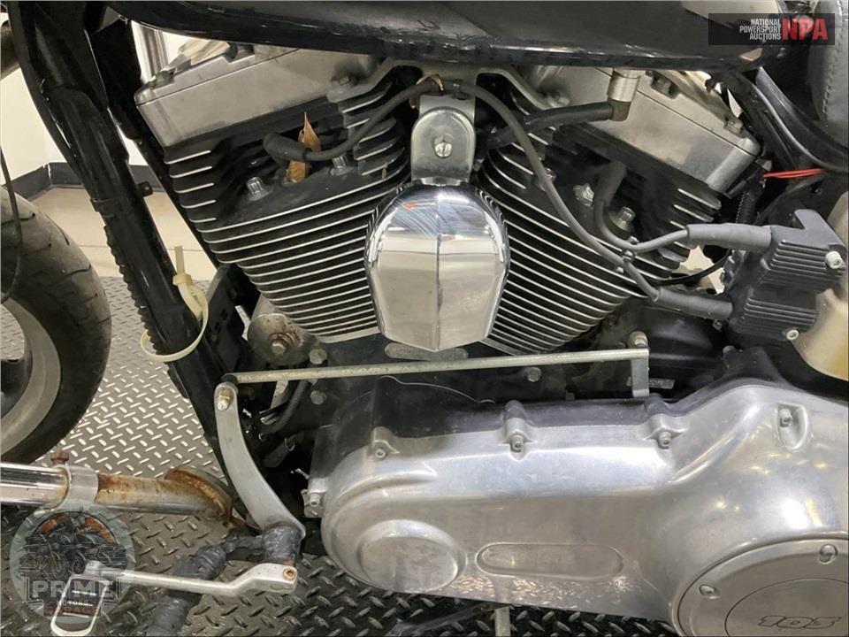 2016 Harley-Davidson FLD-103 DYNA SWITCHBACK — фото 7