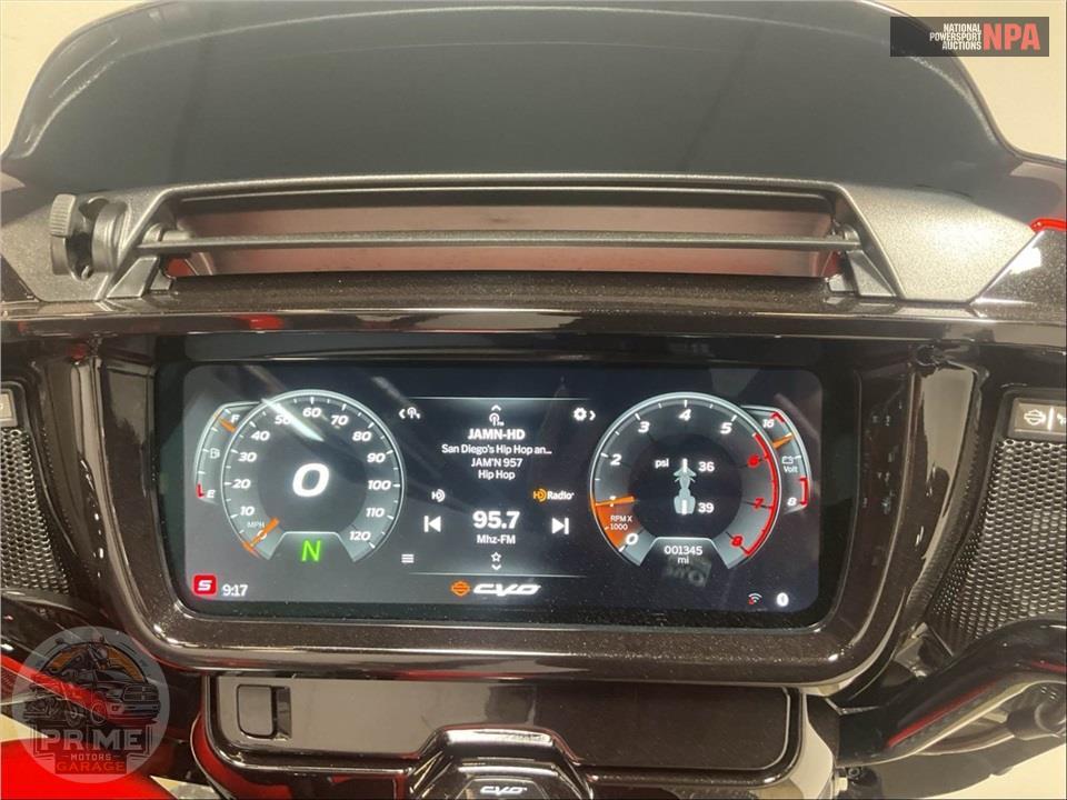 2024 Harley-Davidson FLHXSE CVO STREET GLIDE — фото 5