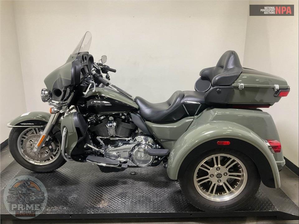2021 Harley-Davidson FLHTCUTG TRI GLIDE ULTRA CLASSIC — фото 3