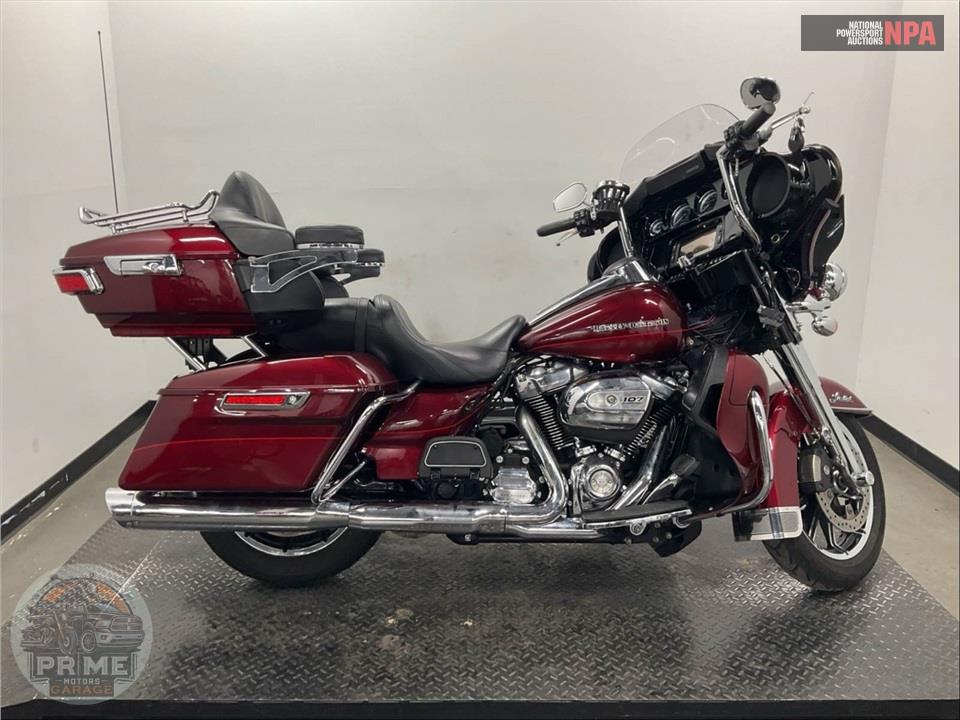 2017 Harley-Davidson FLHTK ULTRA LIMITED — фото 1
