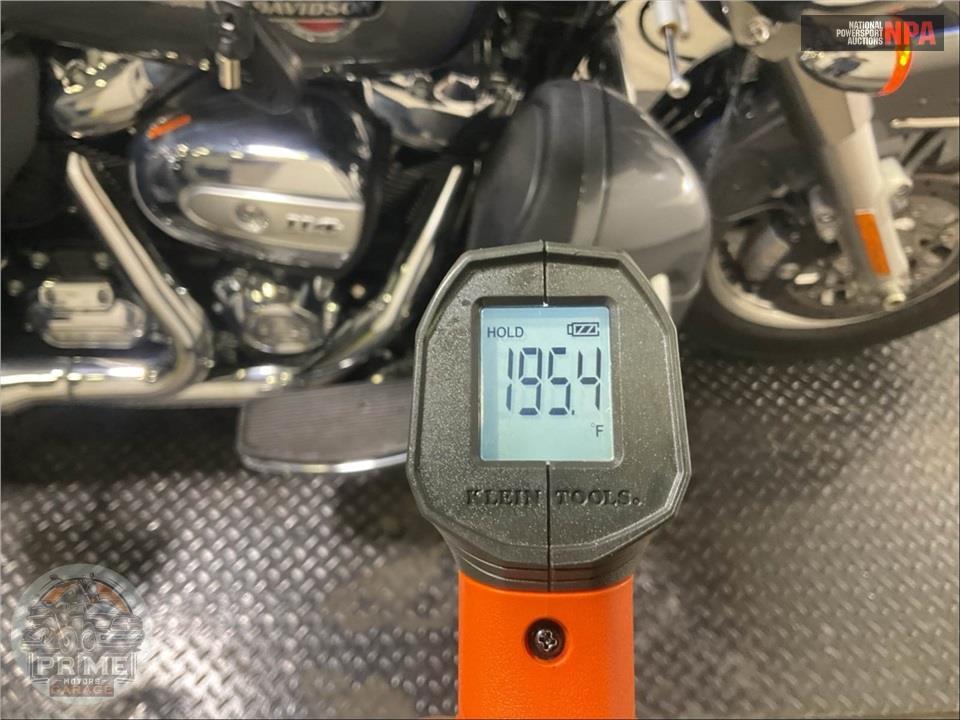 2022 Harley-Davidson FLHTCUTG TRI GLIDE ULTRA CLASSIC — фото 8
