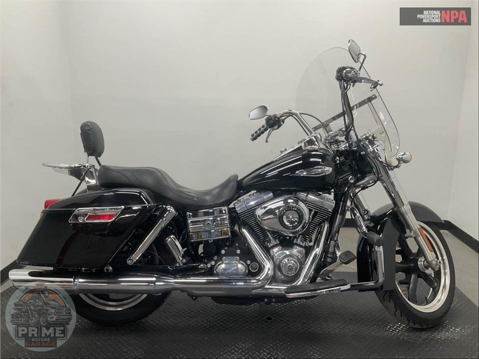2012 Harley-Davidson FLD-103 DYNA SWITCHBACK — фото 1