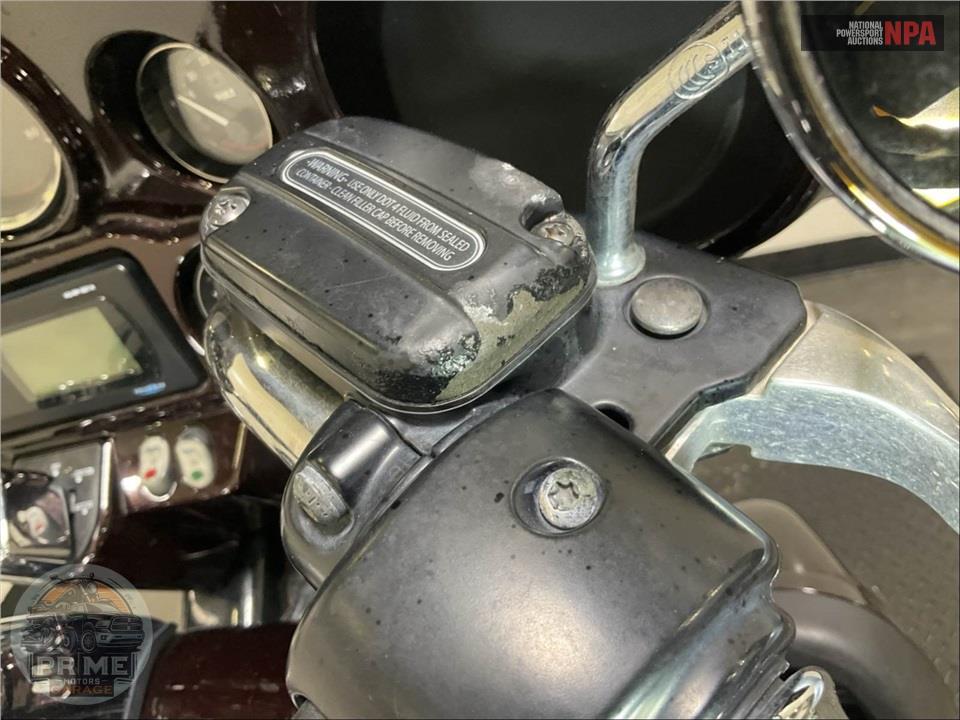 2011 Harley-Davidson FLHTCUTG TRIGLIDE UL CLSC — фото 41