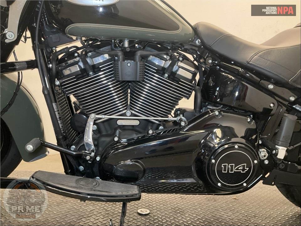 2021 Harley-Davidson FLHCS HERITAGE CLASSIC 114 — фото 7