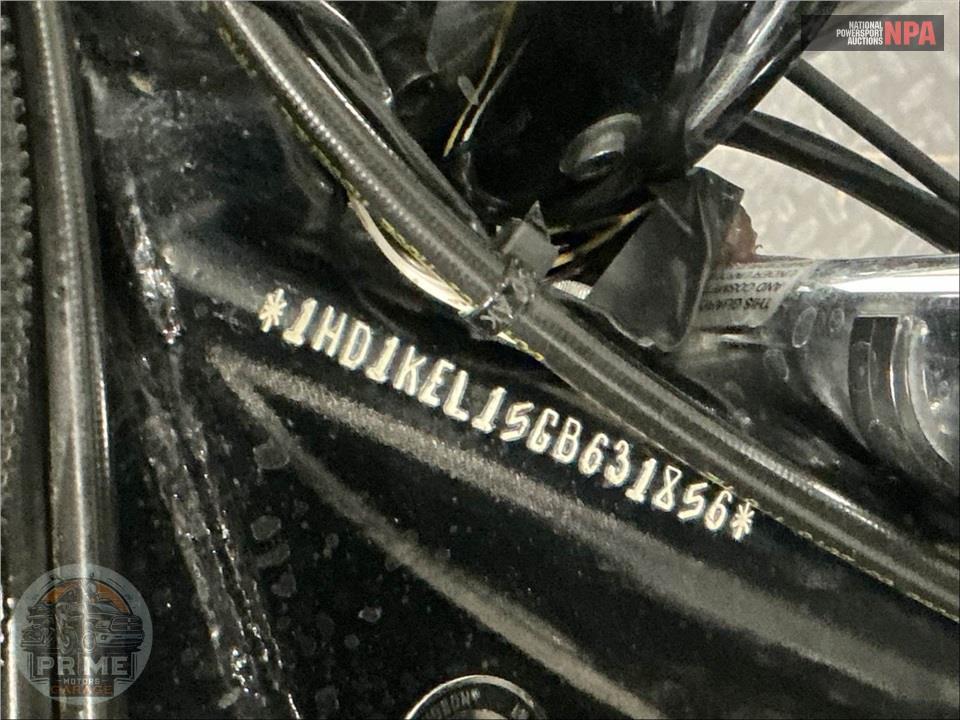 2016 Harley-Davidson FLHTK ELECTRA GLIDE ULTRA LIMITED — фото 36