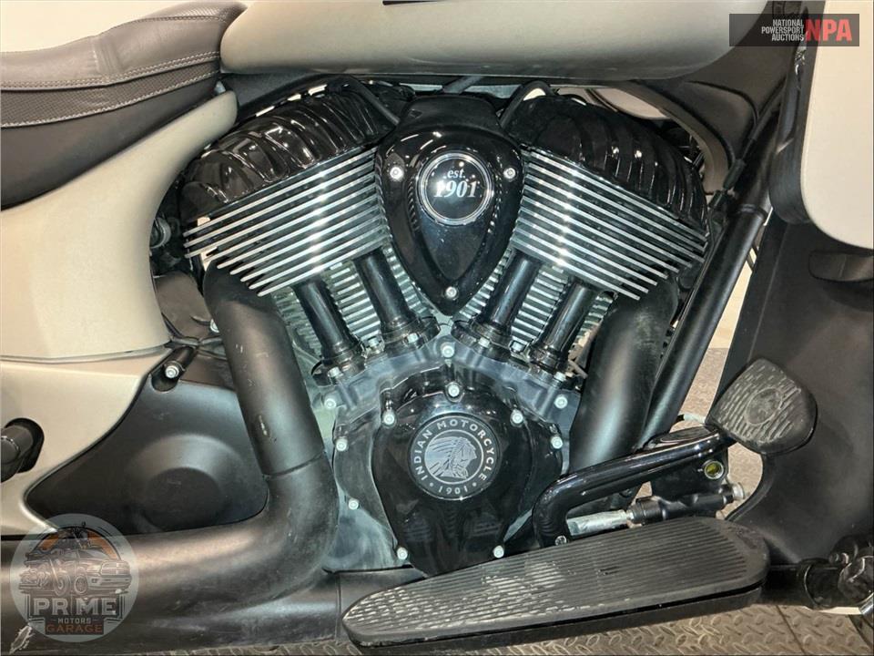 2023 Indian Motorcycle ROADMASTER DARK HORSE (COLOR) — фото 6