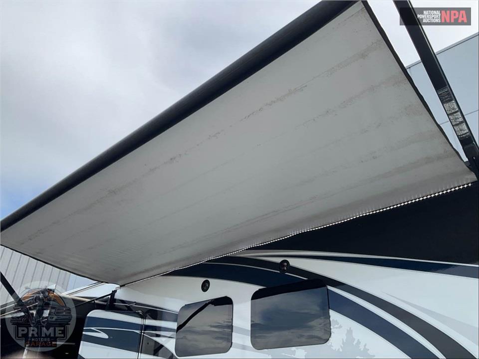 2019 Redwood Rv M-3901 WB - FIFTH WHEEL SERIES — фото 21