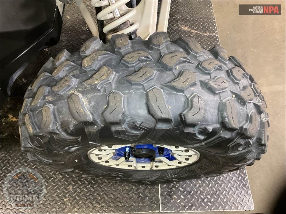 2023 Can-Am MAVERICK X3 MAX X RS TURBO RR SMART-SHOX 72 (BLACK ONLY) — фото 35