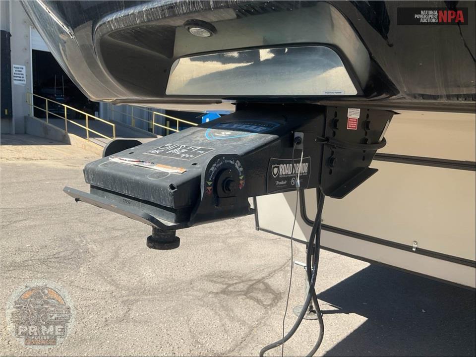 2019 Keystone Rv M-368 MBI - COUGAR FIFTH WHEEL SERIES — фото 45