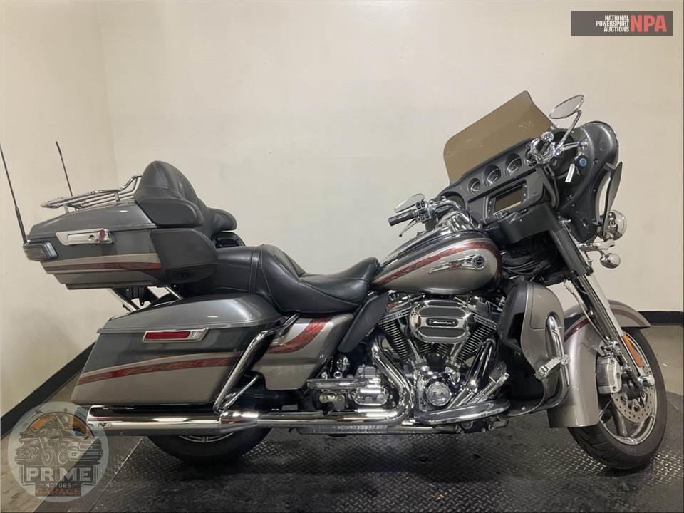 2016 Harley-Davidson FLHTKSE CVO ULTRA LIMITED — фото 1