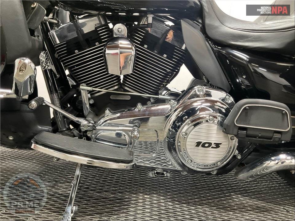 2013 Harley-Davidson FLTRU ROAD GLIDE ULTRA — фото 7