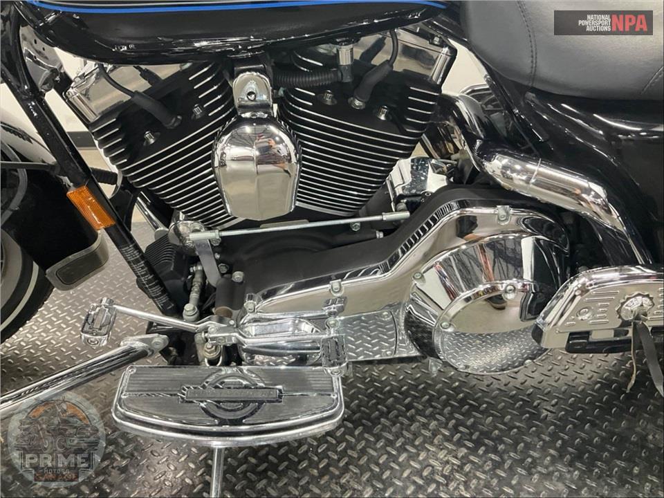2006 Harley-Davidson FLHRI ROAD KING — фото 7