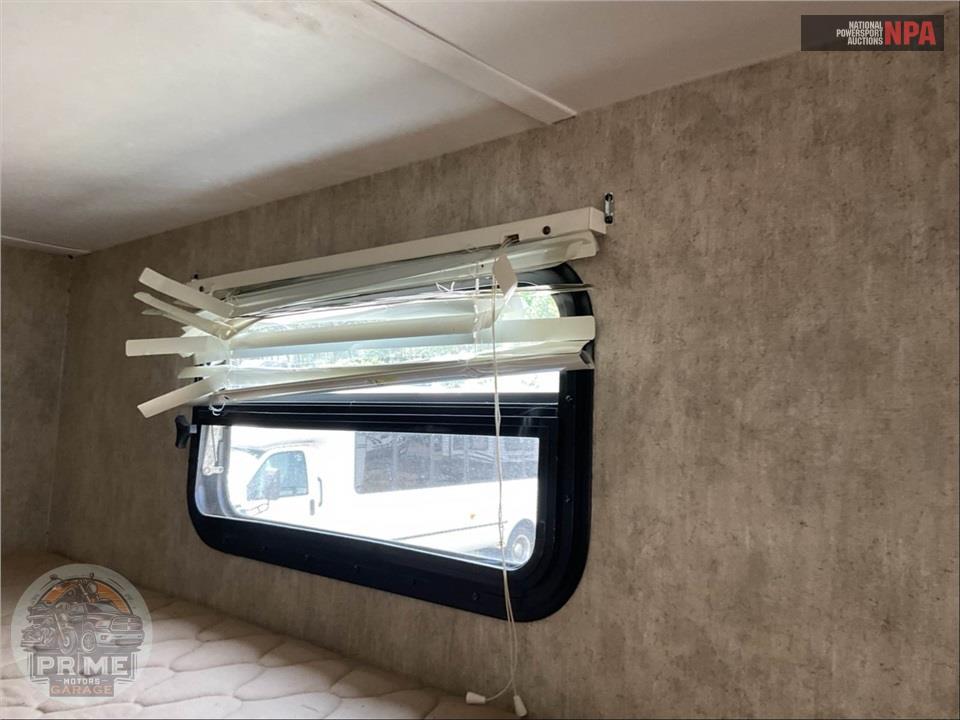 2015 Keystone Rv M-2810BH PASSPORT GRAND TOURING SERIES — фото 43