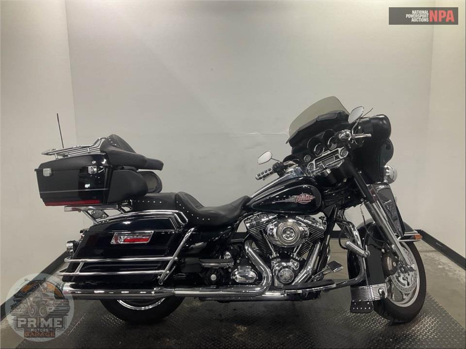 2010 Harley-Davidson FLHTC ELECTRA GLIDE CLASSIC — фото 1