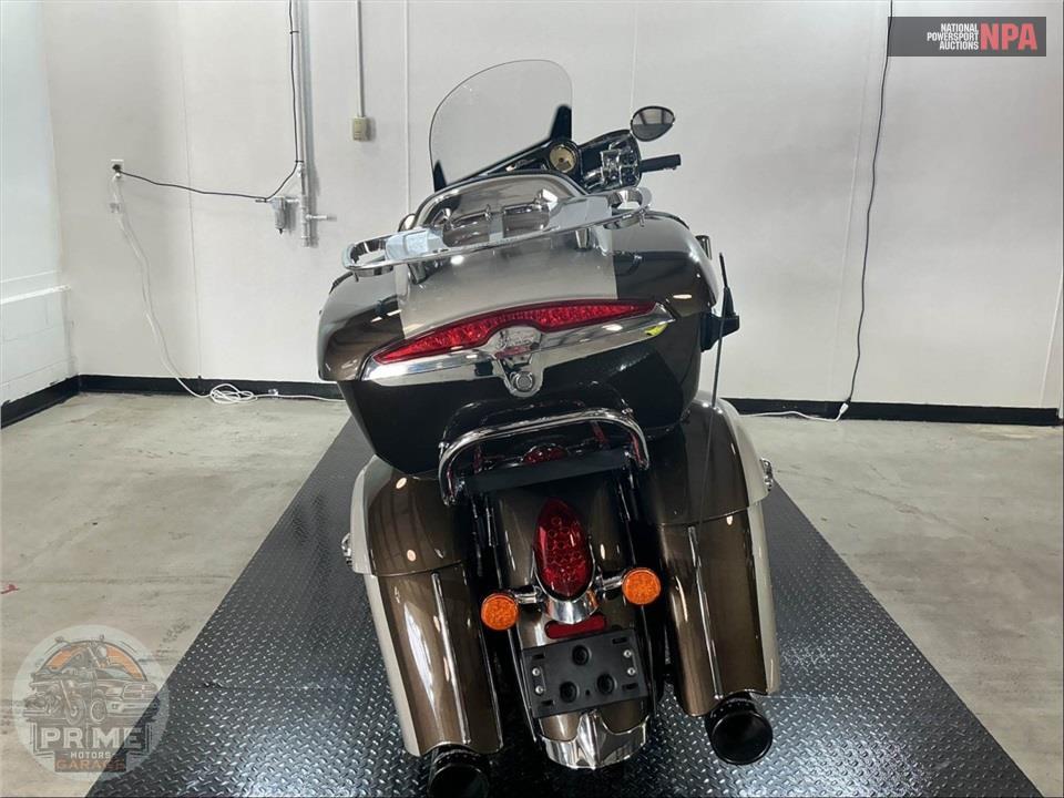 2023 Indian Motorcycle ROADMASTER (TWO TONE) — фото 4
