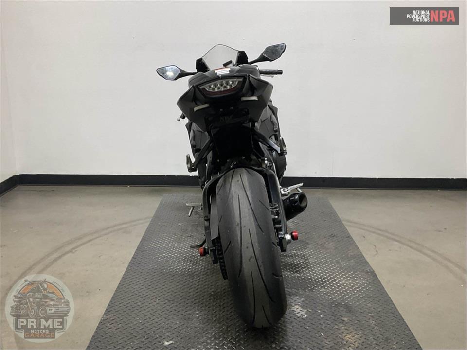 2021 Honda CBR1000RR — фото 4