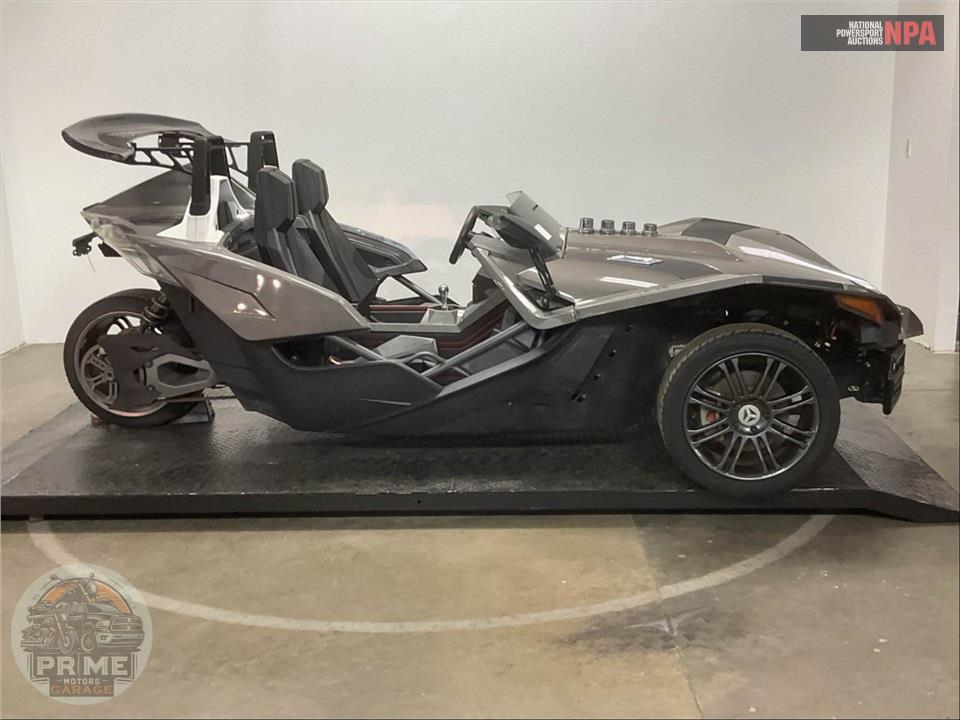 2015 Polaris SLINGSHOT S — фото 1