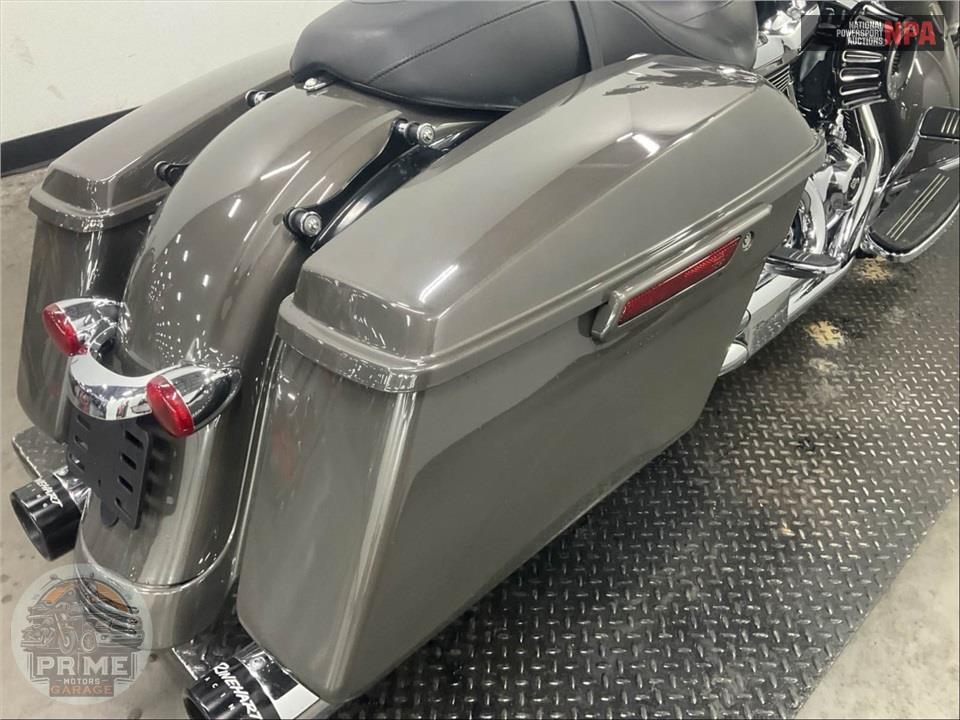 2019 Harley-Davidson FLTRX ROAD GLIDE — фото 16