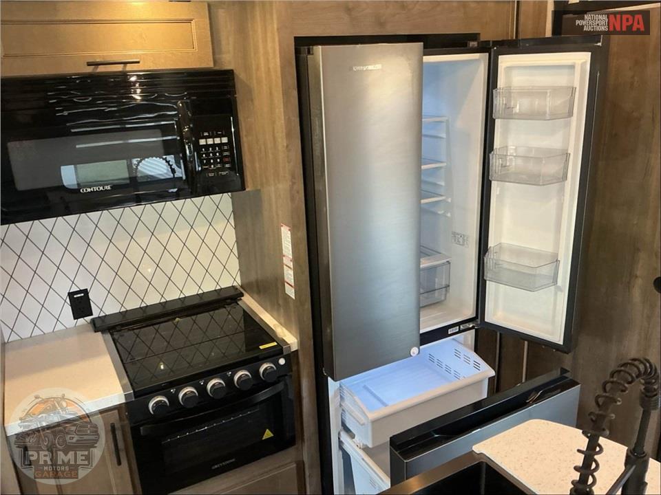 2022 Sabre By Forest River M-36BHQ - FIFTH WHEEL SERIES — фото 24