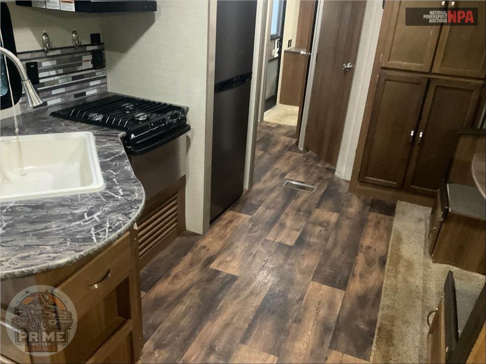 2017 Keystone Rv M-38 BH - SPRINGDALE SERIES — фото 8