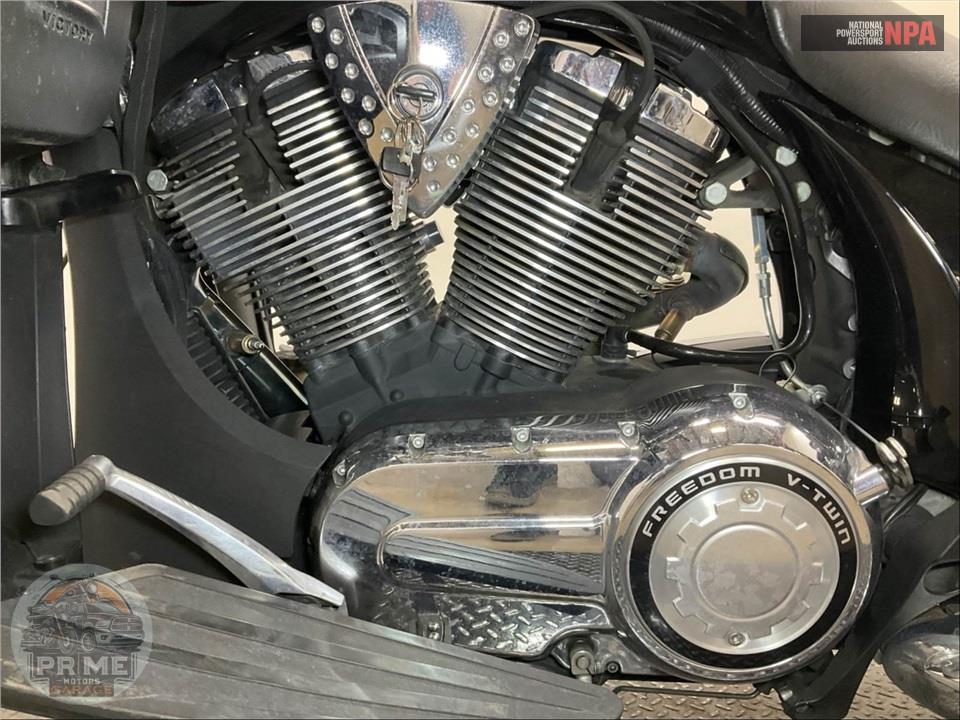 2013 Victory Motorcycles CROSS COUNTRY TOURING — фото 7