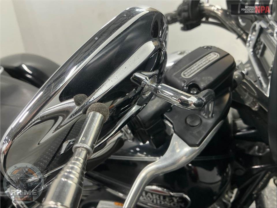 2013 Harley-Davidson FLHTCUTG TRIGLIDE UL CLSC — фото 33