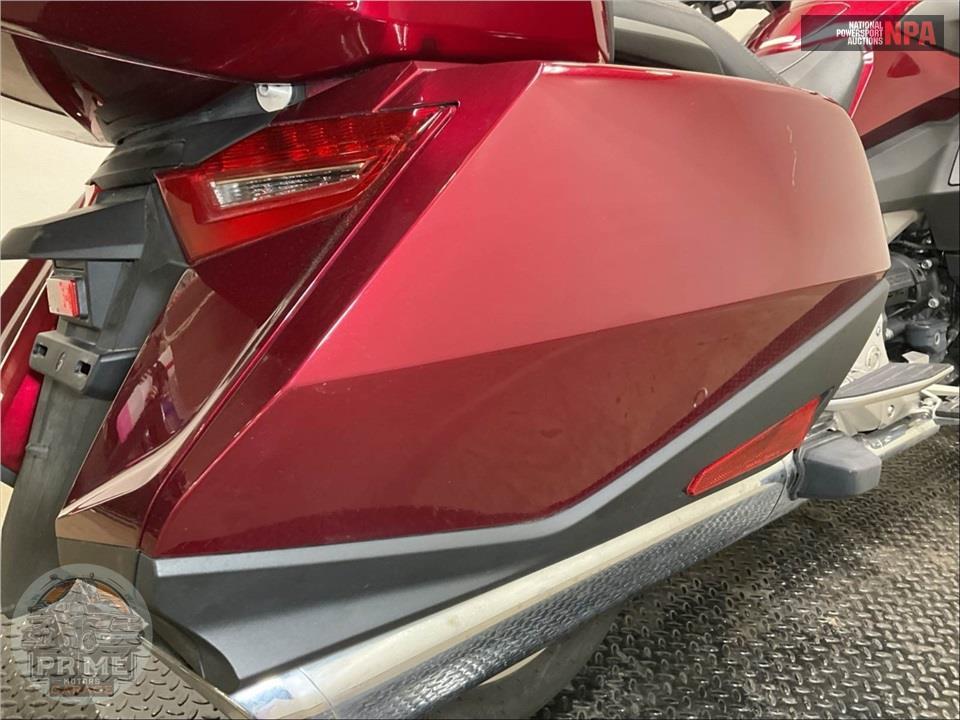 2018 Honda GL1800D GOLDWING TOUR DCT (RED) — фото 16