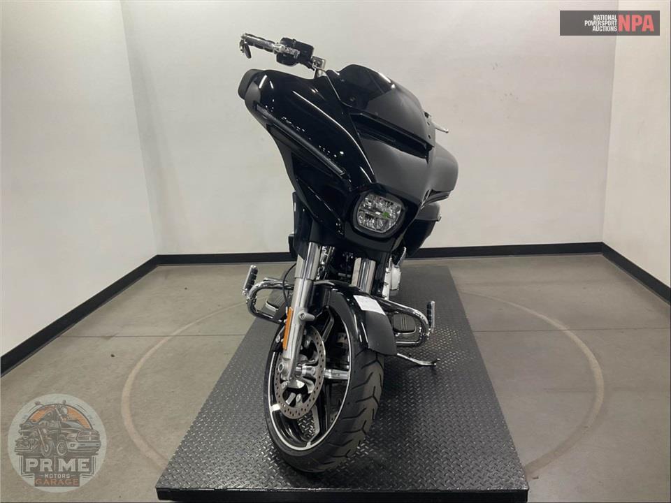 2025 Harley-Davidson FLHX STREET GLIDE — фото 2