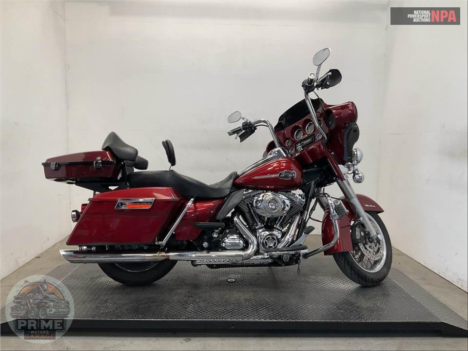 2009 Harley-Davidson FLHTCU ULTRA CLASSIC ELECTRA GLIDE — фото 1