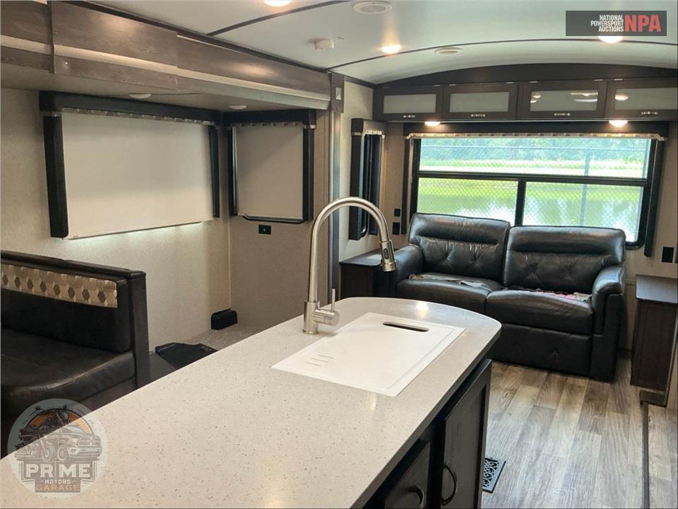 2019 Keystone Rv M-328 RL OUTBACK SERIES — фото 7