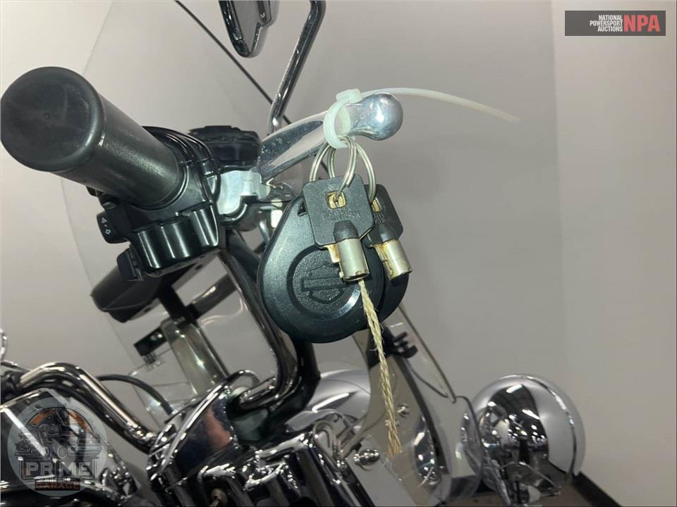 2012 Harley-Davidson FLHRC ROAD KING CLSC — фото 11