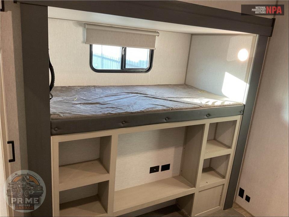 2023 Salem By Forest River M-356QB - HEMISPHERE FIFTH WHEEL SERIES — фото 14