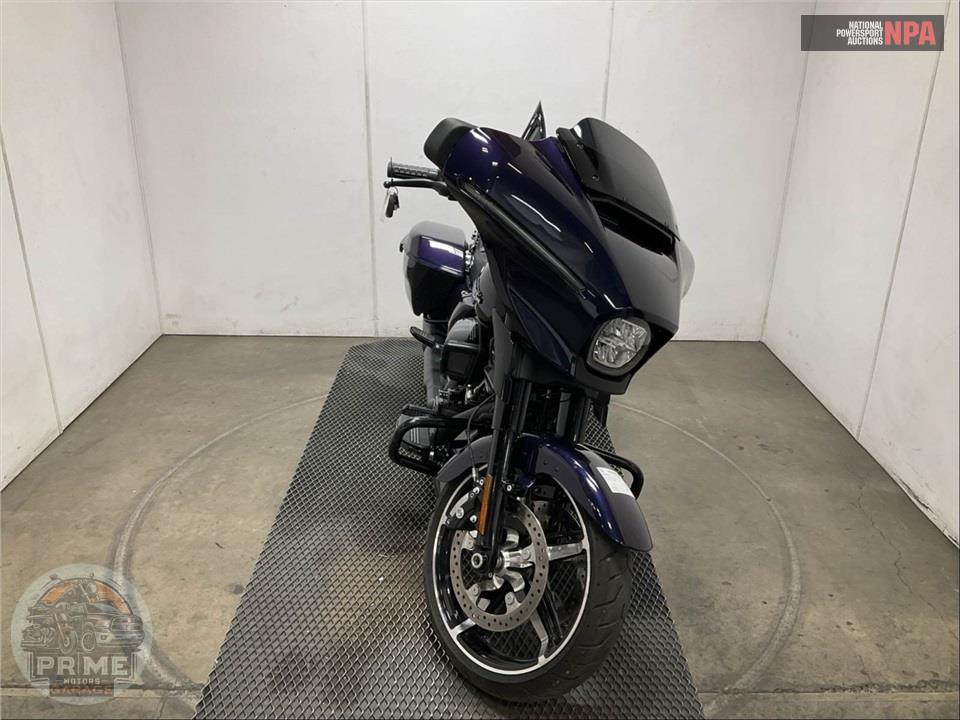 2025 Harley-Davidson FLHX STREET GLIDE — фото 2