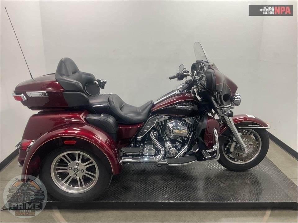 2014 Harley-Davidson FLHTCUTG TRIGLIDE ULTRA CLASSIC — фото 1