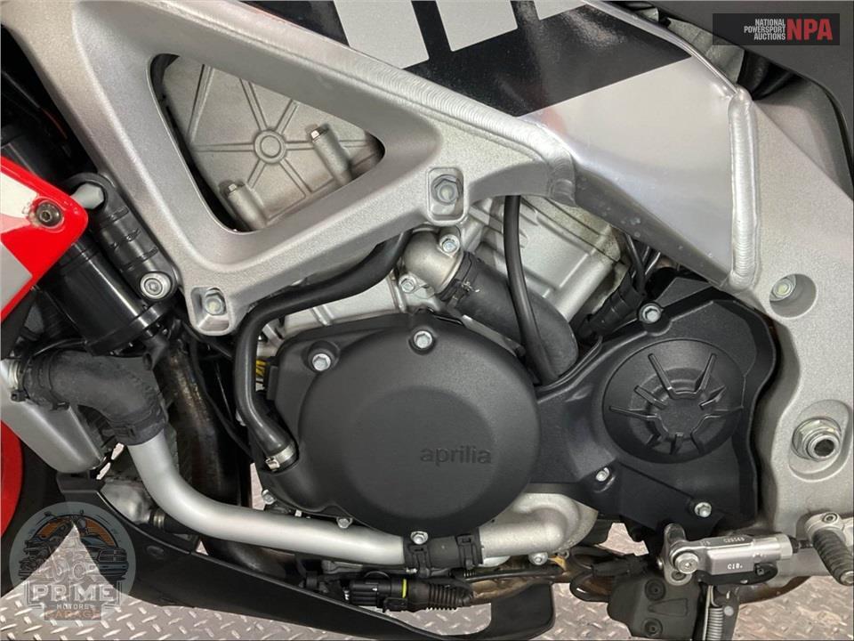 2018 Aprilia TUONO V4 1100 RR FACTORY — фото 7
