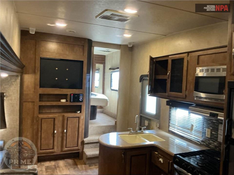 2017 Salem By Forest River M-26DDSS - FIFTH WHEEL SERIES — фото 8