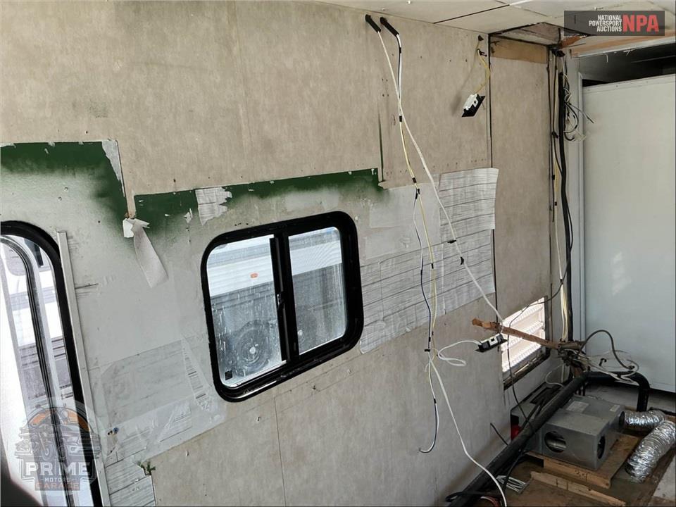 2012 Coachmen By Forest River M-34 BH FORD V10 - MIRADA SERIES — фото 33