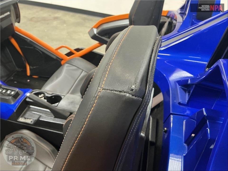 2021 Polaris SLINGSHOT R AUTODRIVE — фото 21