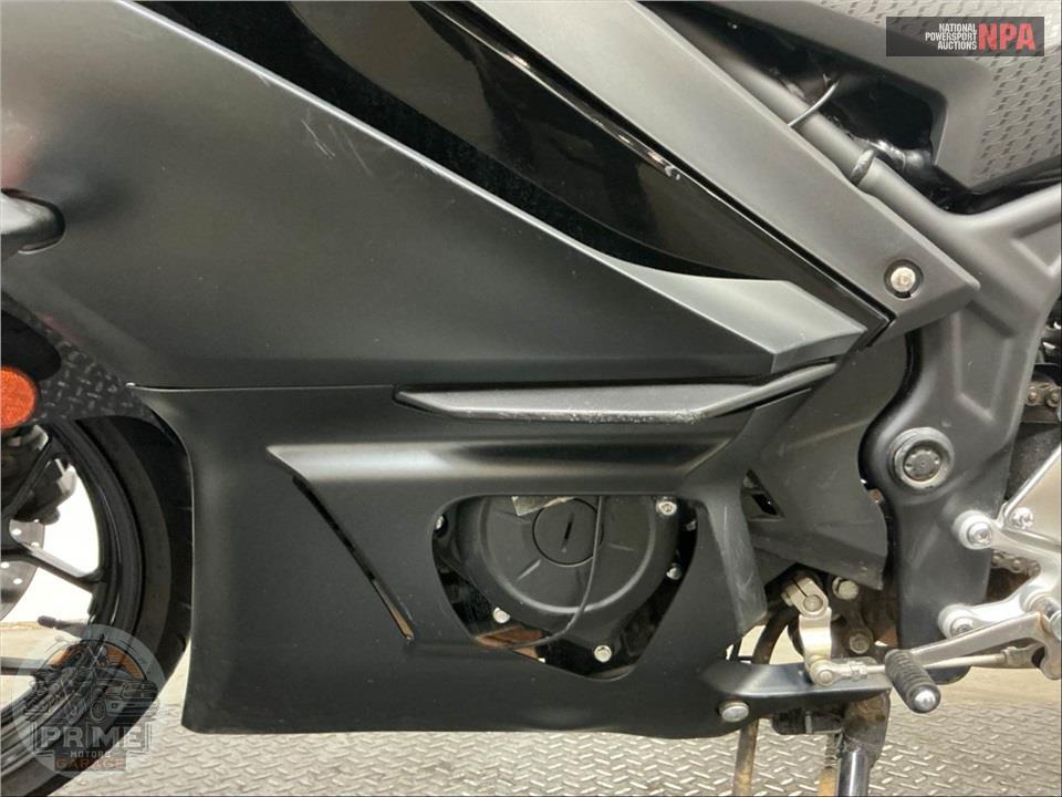 2023 Yamaha YZF-R3 — фото 7