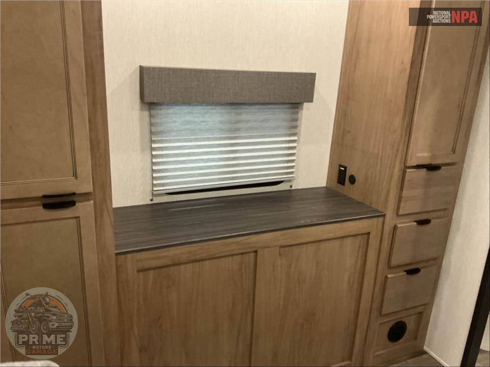 2024 Sabre By Forest River M-37FLH - FIFTH WHEEL SERIES — фото 12
