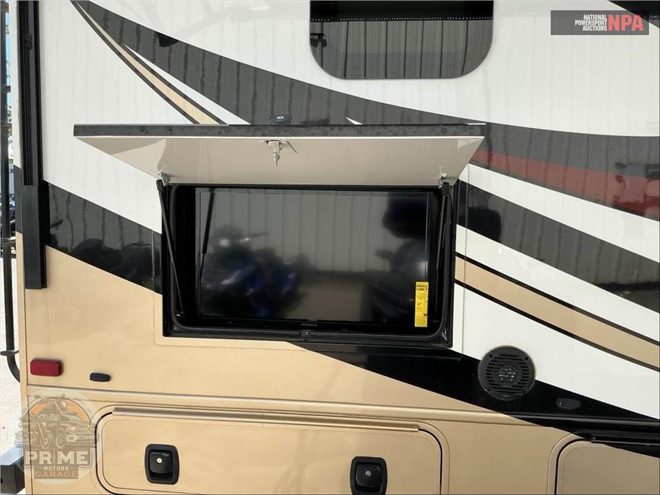 2018 Jayco M-30 XP FORD E450 - GREYHAWK PRESTIGE SERIES — фото 47