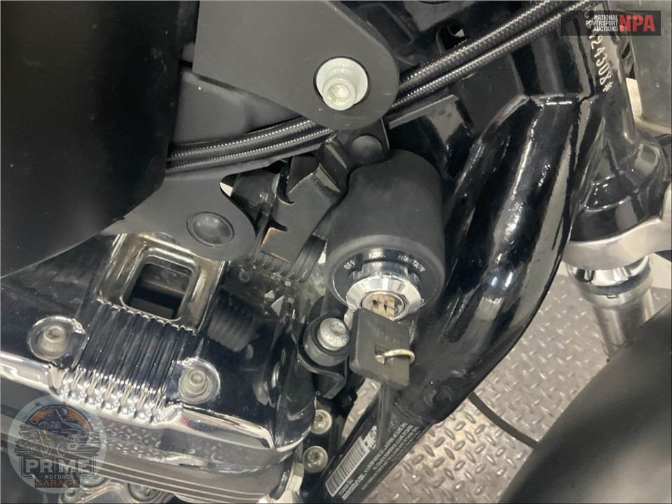 2012 Harley-Davidson XL1200V SEVENTY-TWO DE/PE — фото 9