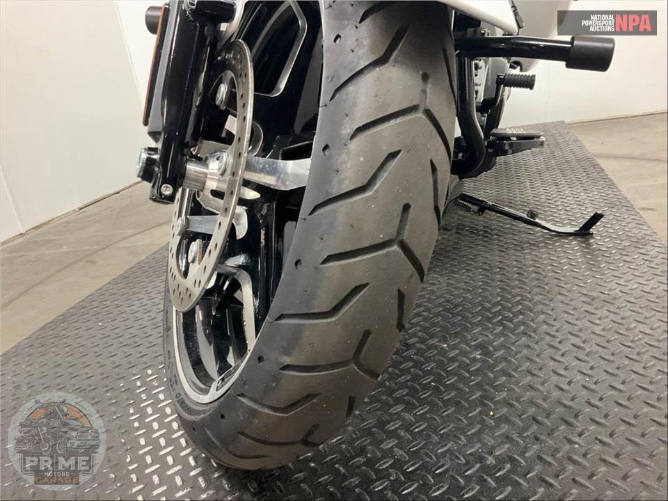 2025 Harley-Davidson FLHX STREET GLIDE — фото 19