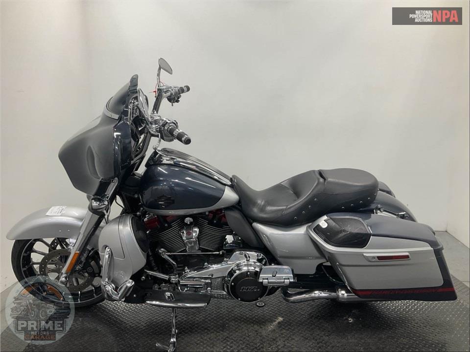 2019 Harley-Davidson FLHXSE CVO STREET GLIDE — фото 3