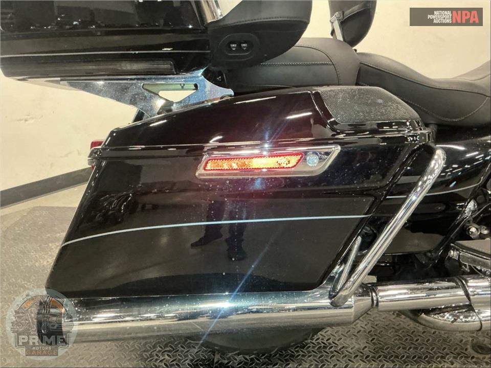 2016 Harley-Davidson FLHTK ELECTRA GLIDE ULTRA LIMITED — фото 26