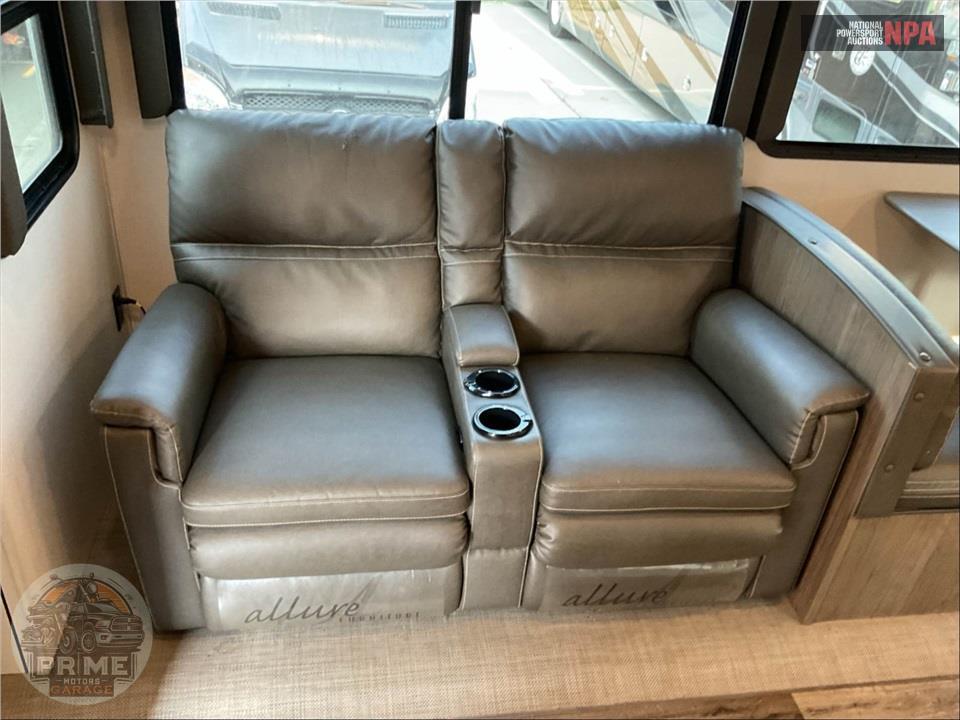 2021 Keystone Rv M-26 RBS - COUGAR SERIES — фото 11